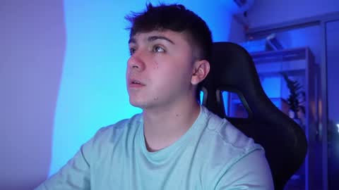 aron__cooper online show from May 19, 2:07 am