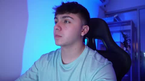 aron__cooper online show from May 7, 1:27 am