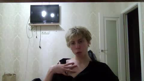 artem228play online show from June 10, 12:12 am