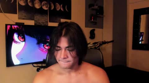 I AM HERE online show from May 21, 12:39 am