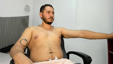ashlan_king online show from July 14, 8:37 pm