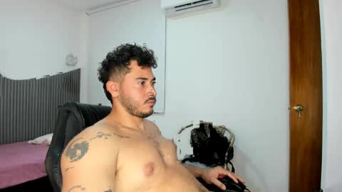 ashlan_king online show from May 5, 11:16 pm