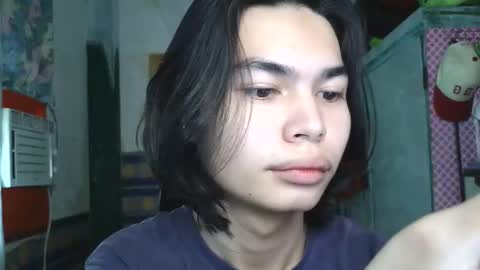 asian_babyboi online show from May 1, 2:37 am