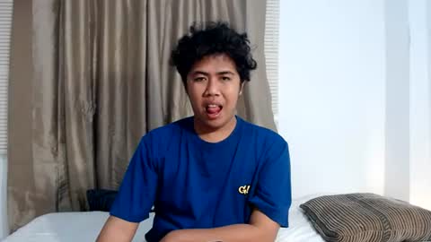 asianharddick00 online show from June 14, 3:58 pm