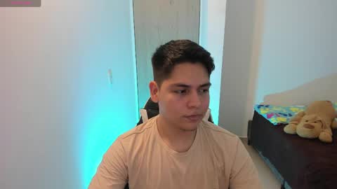 Asta Kuno online show from April 28, 2:27 am