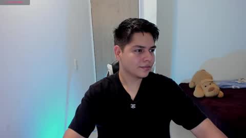 Asta Kuno online show from May 6, 1:06 am