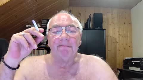 asusandy online show from April 30, 11:09 pm