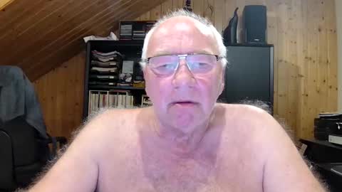 asusandy online show from May 4, 12:45 am
