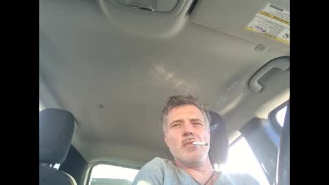 jonnyandrew online show from May 14, 12:19 am