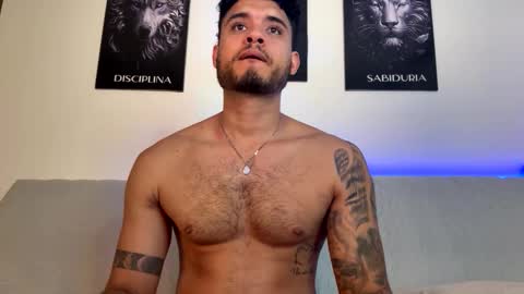AustinTorres  online show from June 10, 1:40 am