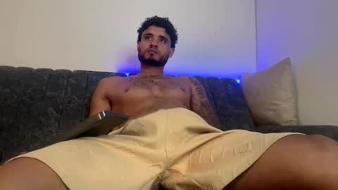 AustinTorres  online show from May 16, 1:47 am