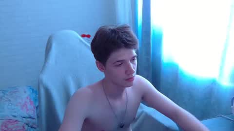 axel_0ne online show from July 23, 12:02 pm