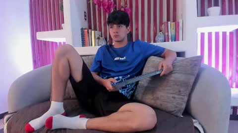 axel_draven online show from April 29, 12:21 pm