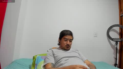 axel_hornyy online show from July 19, 6:30 am