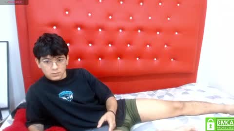 axel_rose20 online show from July 12, 4:36 am