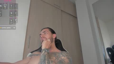 axelblaze_1 online show from June 26, 2:41 pm