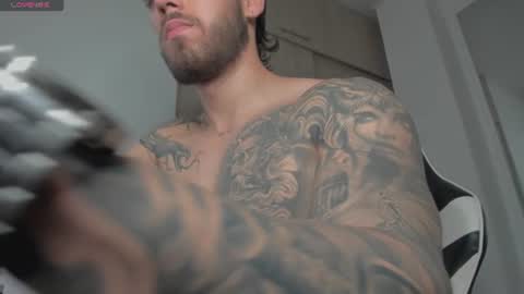 axelblaze_1 online show from June 19, 4:01 pm