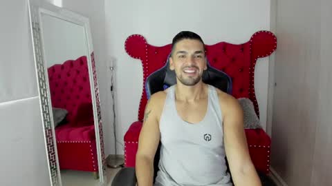 Axel online show from July 2, 11:16 am