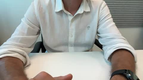 backtoureon online show from August 5, 3:06 pm