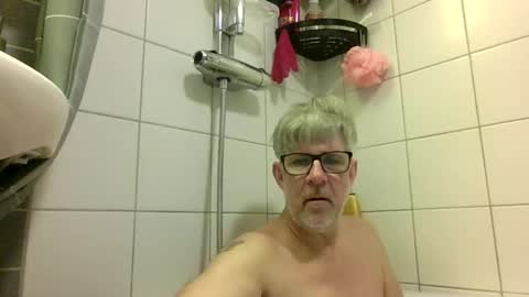 baggelina75 online show from May 21, 6:23 pm