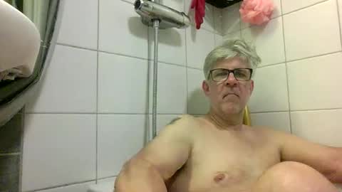 baggelina75 online show from May 28, 7:12 pm