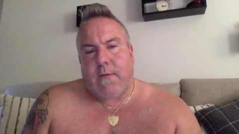 banana5289 online show from June 4, 7:20 pm