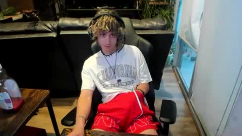 ryan online show from June 20, 1:21 am