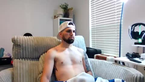 bbrandon21 online show from August 3, 2:01 pm