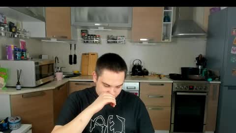 bear_beer130 online show from April 24, 2:08 pm
