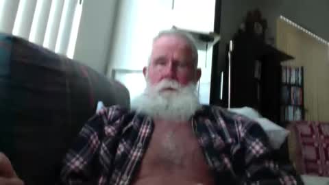 beardbushy online show from June 8, 2:29 pm