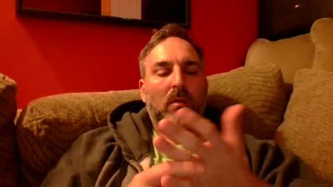 beardedambition online show from June 17, 1:18 am