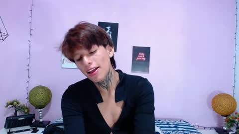 bellamy_094 online show from May 11, 12:40 pm