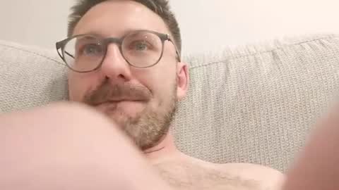 ben00189 online show from July 2, 8:04 pm