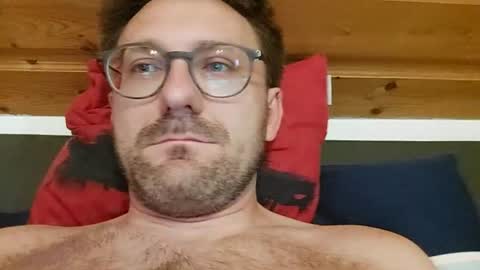 ben00189 online show from June 27, 7:08 pm