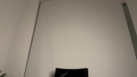 benicio03 online show from June 9, 1:40 am