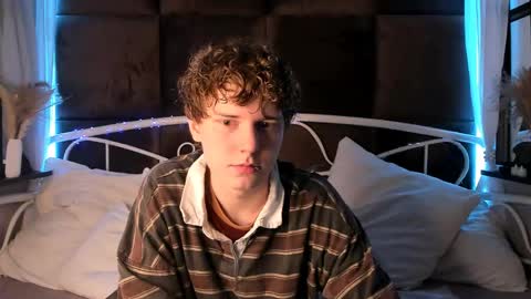 Benjamin online show from May 3, 10:40 am