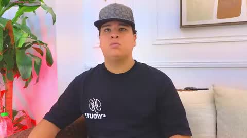 bennett_alejoo online show from June 22, 6:34 pm
