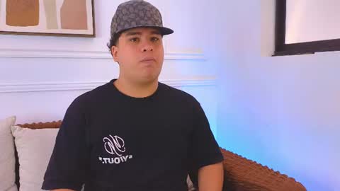 bennett_alejoo online show from June 9, 6:31 pm