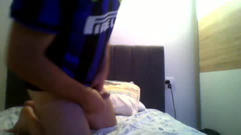 bennik1989 online show from June 25, 11:41 pm