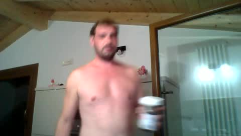 bennik1989 online show from June 21, 9:20 pm