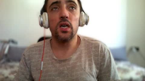 bentish online show from August 1, 10:58 am