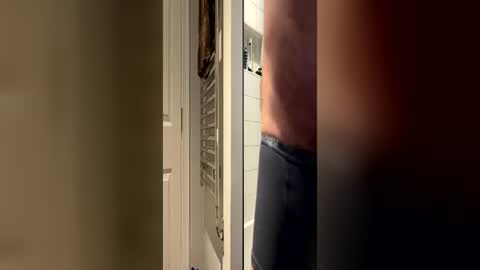 benz10001 online show from June 28, 1:17 pm