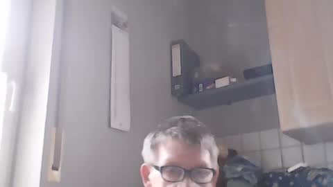 bernie6004 online show from July 20, 11:34 am