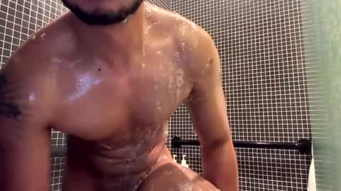 berriess_ online show from May 9, 2:51 pm