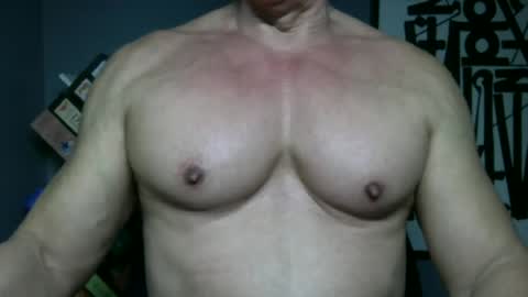 BGDKMUSCLEGUY - SELECTED BY CHATURBATE AS A TOP BROADCASTER FOR 2023 online show from July 19, 2:28 am