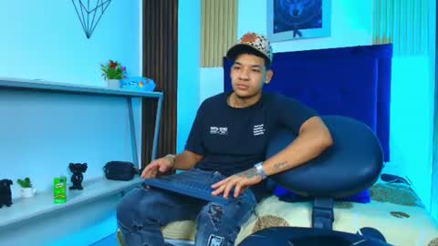 Bick Khonn online show from July 6, 7:27 pm