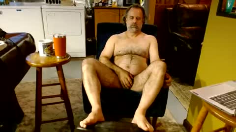 Straight Dave online show from August 5, 11:59 am