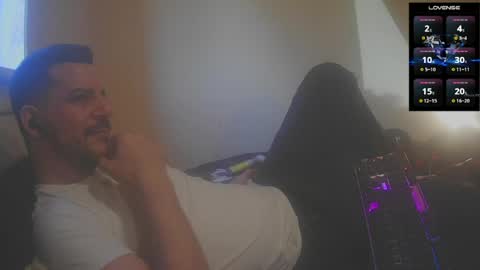 Jon - Im Straight online show from July 31, 11:25 pm