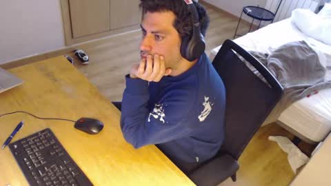 bigcok35spain online show from May 15, 7:16 am