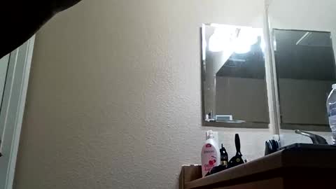 bigdick31589 online show from May 4, 10:22 pm